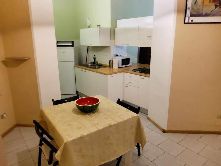 Antica Casa Odone Lägenhet Asti Exteriör bild