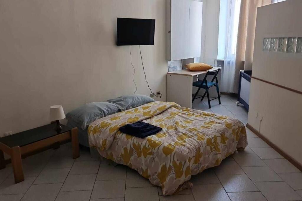 Antica Casa Odone Lägenhet Asti Exteriör bild